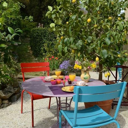 Chez L'Antiquaire Bed & Breakfast Hauterives Ngoại thất bức ảnh
