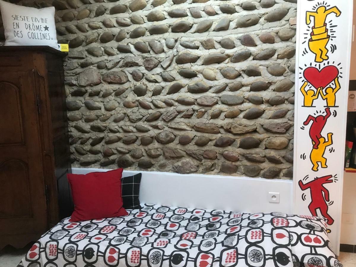 Chez L'Antiquaire Bed & Breakfast Hauterives Ngoại thất bức ảnh
