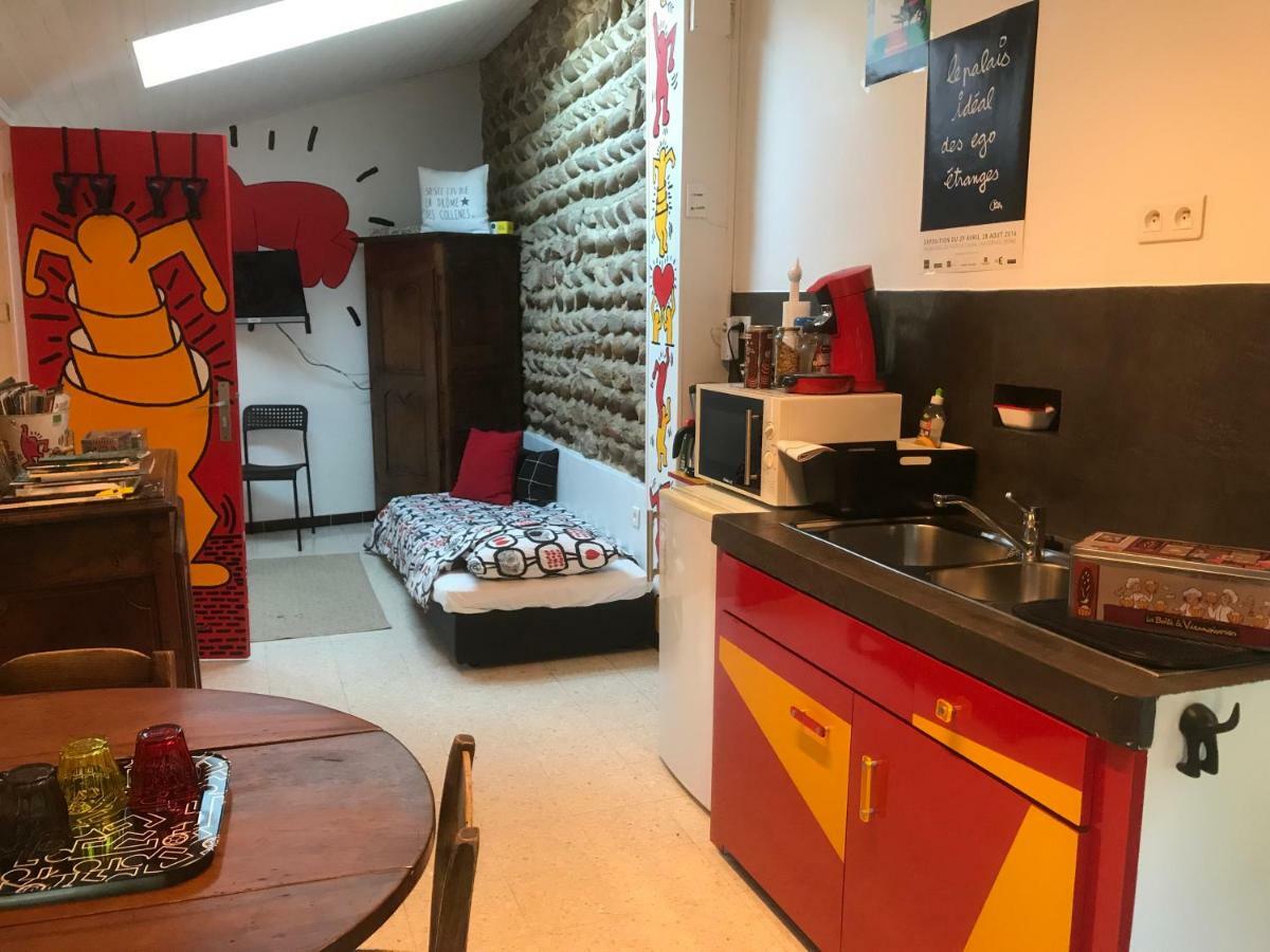 Chez L'Antiquaire Bed & Breakfast Hauterives Ngoại thất bức ảnh